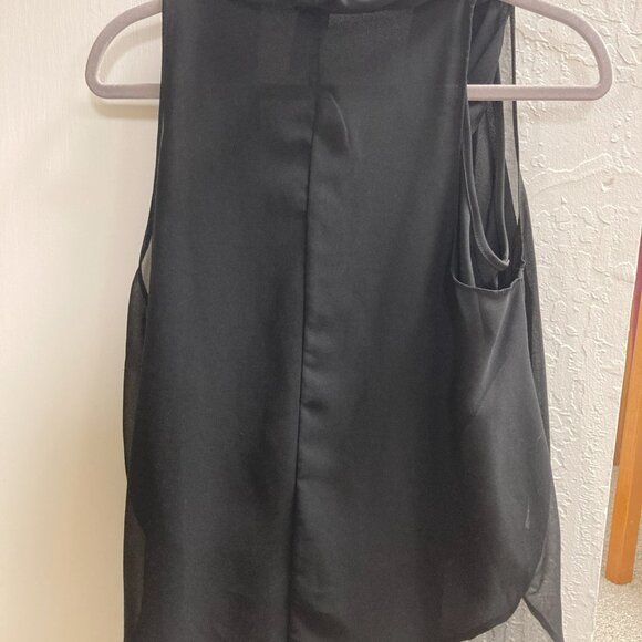 Xhilaration black multi layer sleeveless tank top - Picture 2 of 2